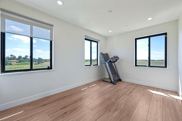 3885 Jefferson Blvd, West Sacramento, CA 95691