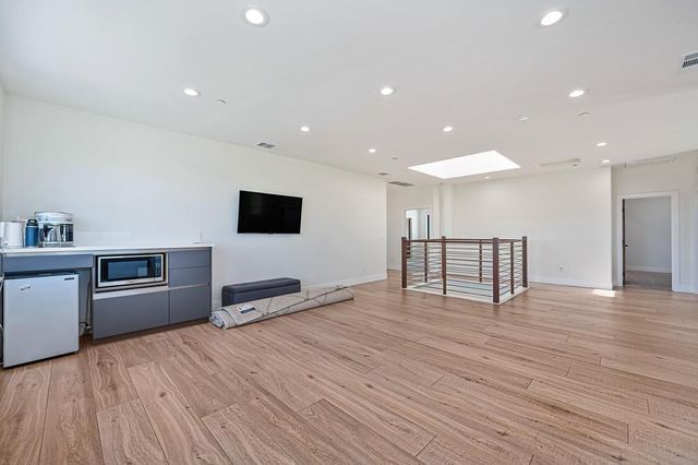 3885 Jefferson Blvd, West Sacramento, CA 95691