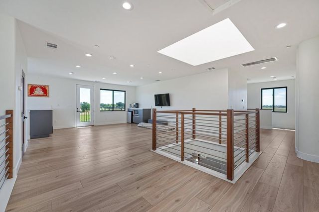 3885 Jefferson Blvd, West Sacramento, CA 95691