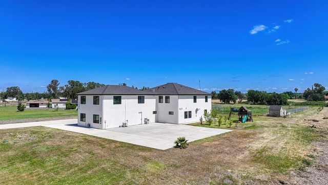 3885 Jefferson Blvd, West Sacramento, CA 95691