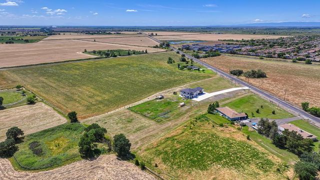 3885 Jefferson Blvd, West Sacramento, CA 95691