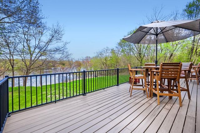 18130 Robinson Circle, Dayton, MN 55327