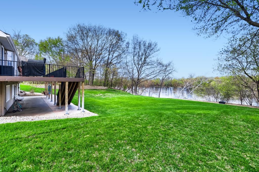 18130 Robinson Circle, Dayton, MN 55327 — photo 2