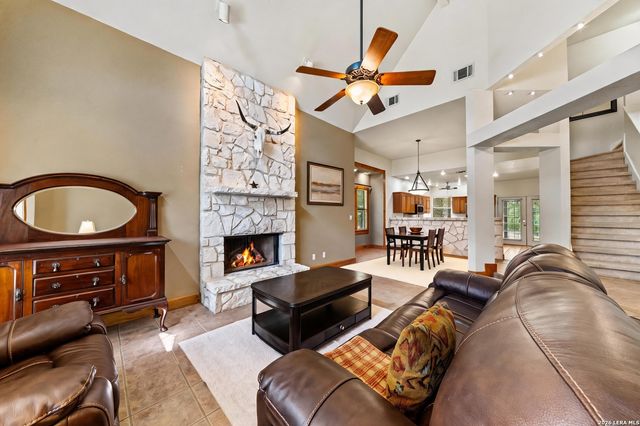 134 WOODLAND BLVD, Boerne, TX 78006