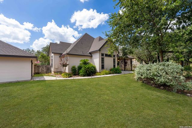 134 WOODLAND BLVD, Boerne, TX 78006