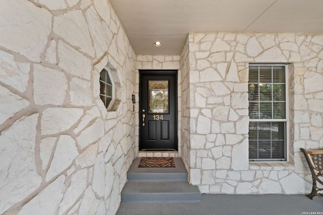 134 WOODLAND BLVD, Boerne, TX 78006