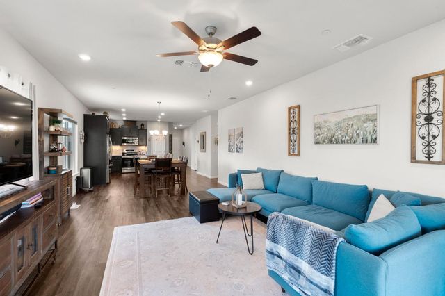 1500 Lahonton Way, Ione, CA 95640