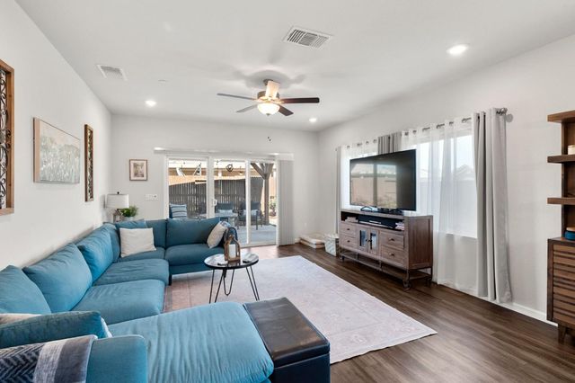 1500 Lahonton Way, Ione, CA 95640