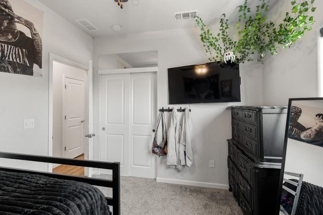 1500 Lahonton Way, Ione, CA 95640