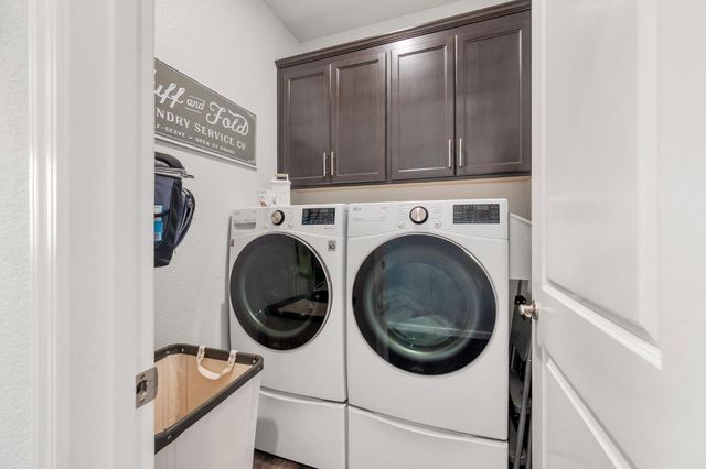 1500 Lahonton Way, Ione, CA 95640