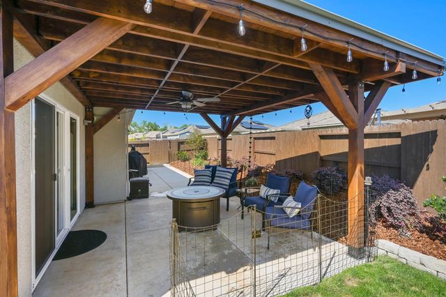 1500 Lahonton Way, Ione, CA 95640