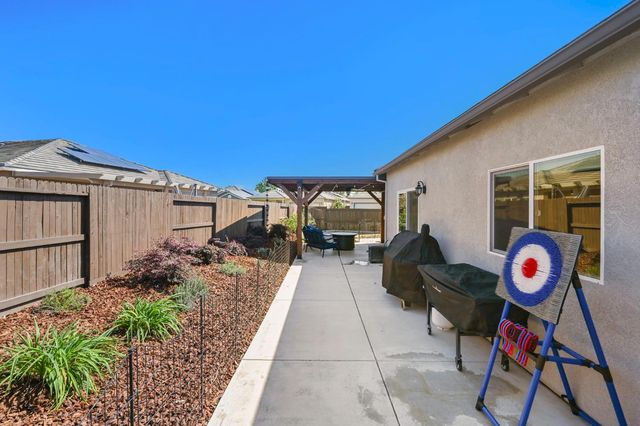 1500 Lahonton Way, Ione, CA 95640