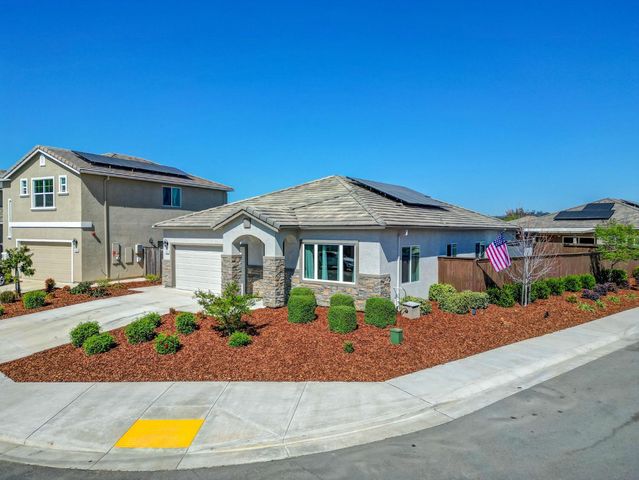 1500 Lahonton Way, Ione, CA 95640