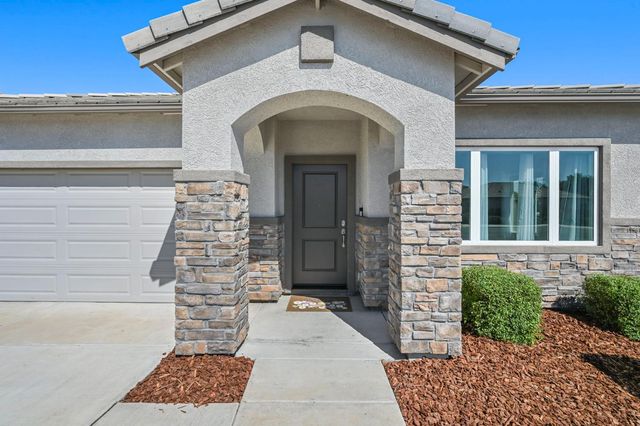 1500 Lahonton Way, Ione, CA 95640