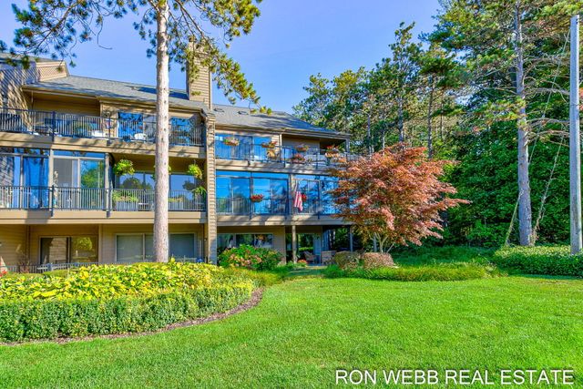 1745 Ottawa Beach Road 3, Holland, MI 49424