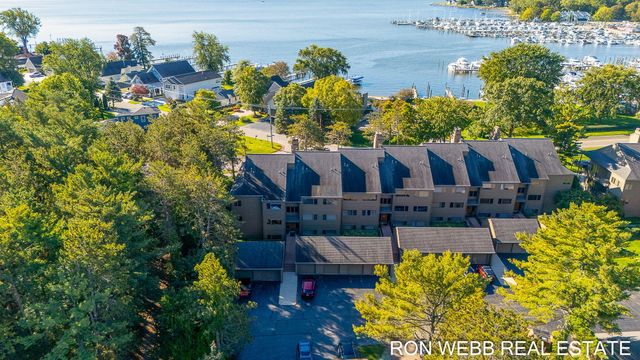 1745 Ottawa Beach Road 3, Holland, MI 49424