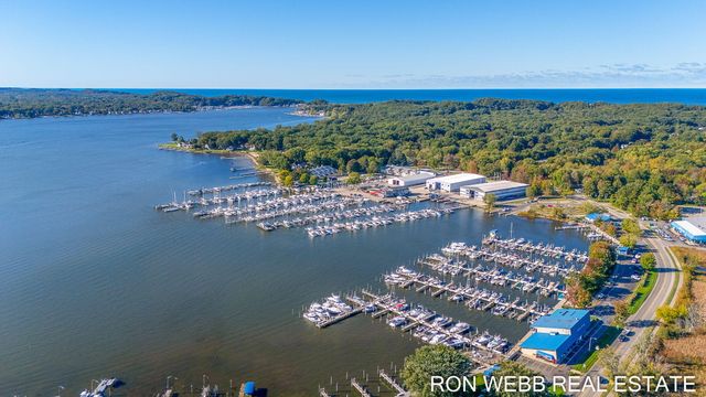1745 Ottawa Beach Road 3, Holland, MI 49424