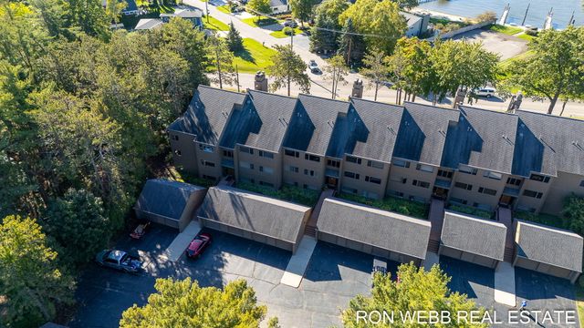 1745 Ottawa Beach Road 3, Holland, MI 49424