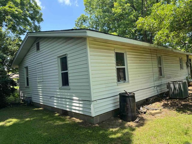 332 Jerry, West Helena, AR 72390