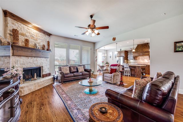 3229 Balmerino Lane, The Colony, TX 75056