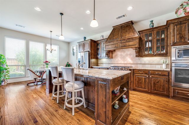 3229 Balmerino Lane, The Colony, TX 75056