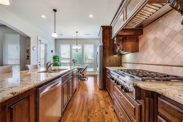 3229 Balmerino Lane, The Colony, TX 75056