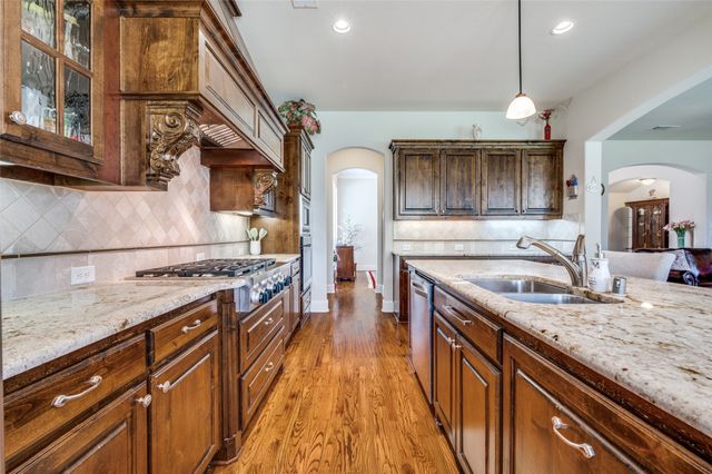 3229 Balmerino Lane, The Colony, TX 75056