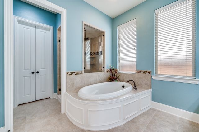 3229 Balmerino Lane, The Colony, TX 75056