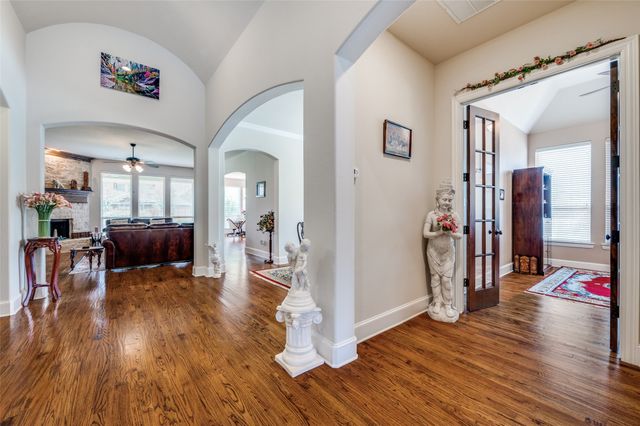 3229 Balmerino Lane, The Colony, TX 75056