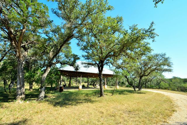 000 W Private Road 1708, Mico, TX 78056