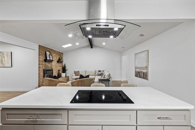 4604 Ivanhoe Drive, Fort Worth, TX 76132