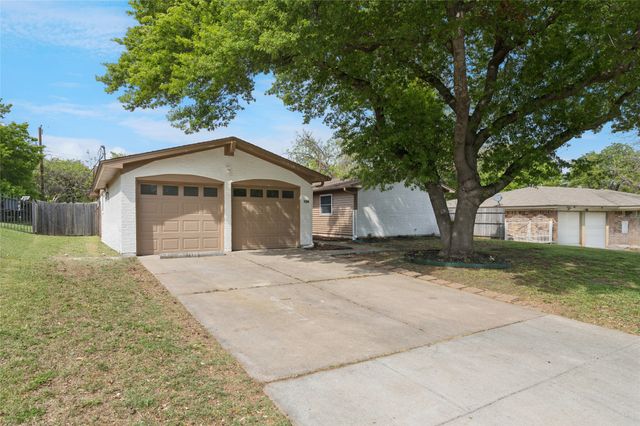 4604 Ivanhoe Drive, Fort Worth, TX 76132