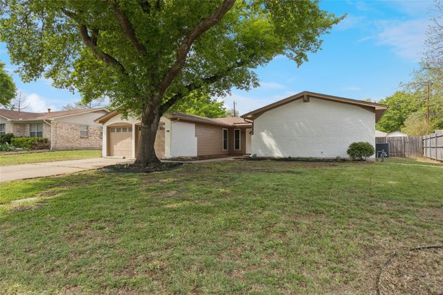 4604 Ivanhoe Drive, Fort Worth, TX 76132