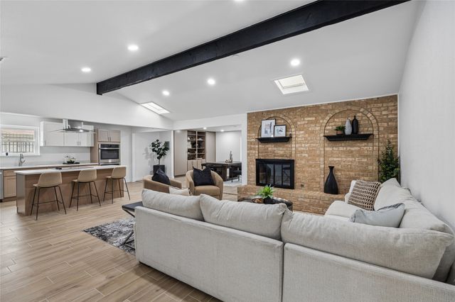 4604 Ivanhoe Drive, Fort Worth, TX 76132