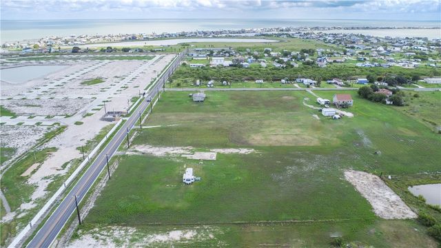 510 Rattlesnake Point, Rockport, TX 78382