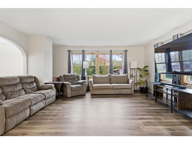 443 Oak Street, Woodville, WI 54028