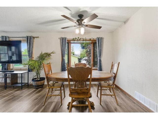 443 Oak Street, Woodville, WI 54028