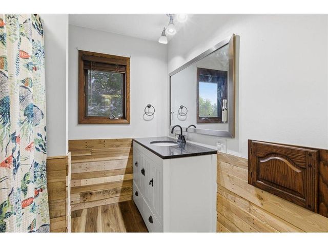 443 Oak Street, Woodville, WI 54028