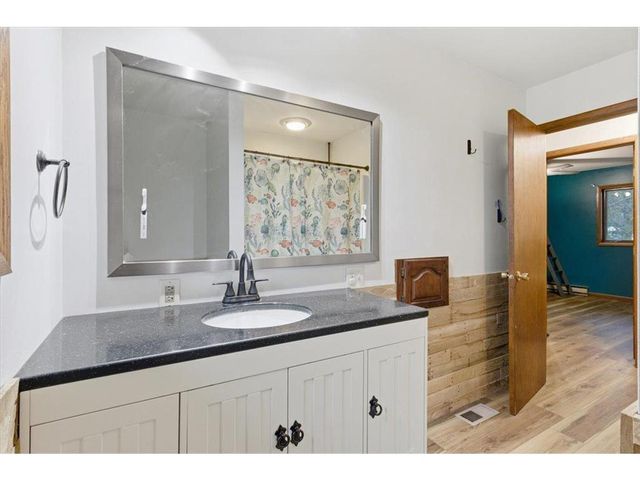 443 Oak Street, Woodville, WI 54028