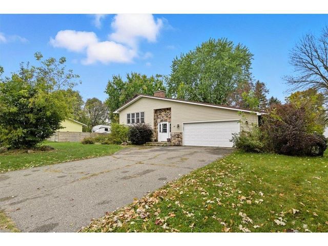 443 Oak Street, Woodville, WI 54028