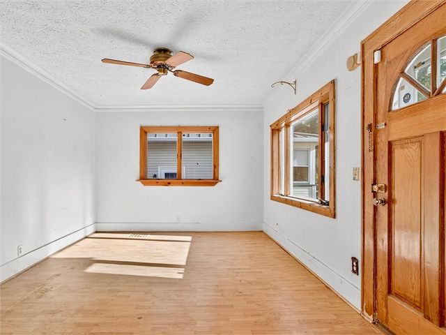 28 Penrose Street, Rochester, NY 14612