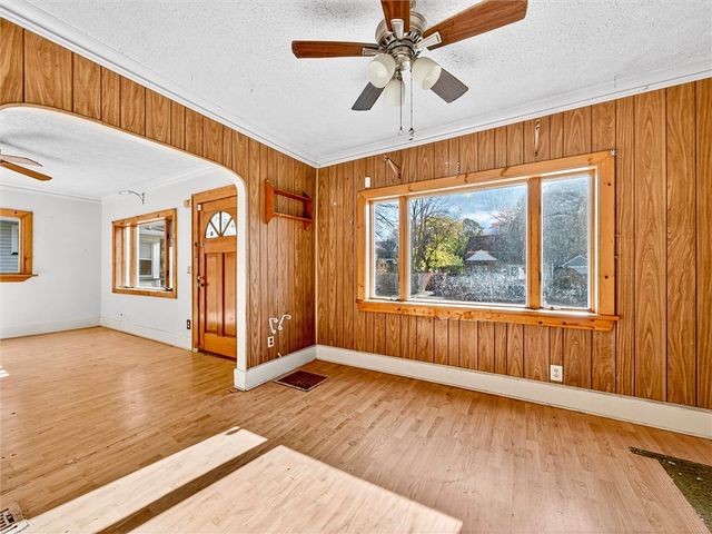 28 Penrose Street, Rochester, NY 14612