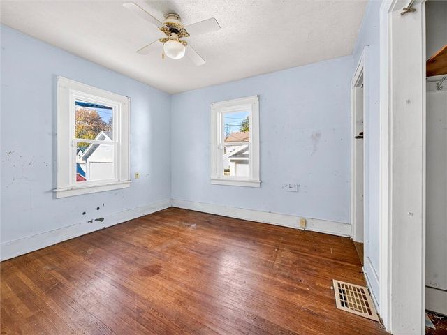 28 Penrose Street, Rochester, NY 14612