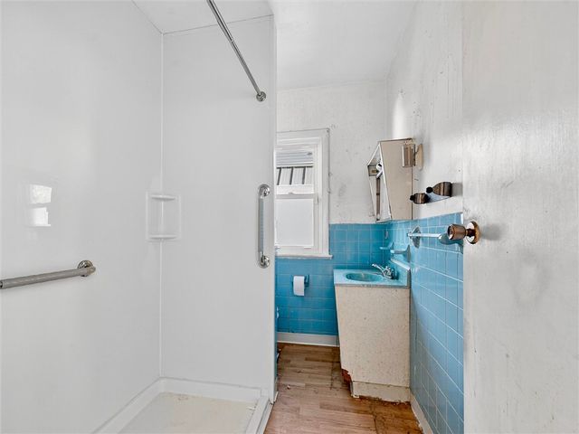 28 Penrose Street, Rochester, NY 14612