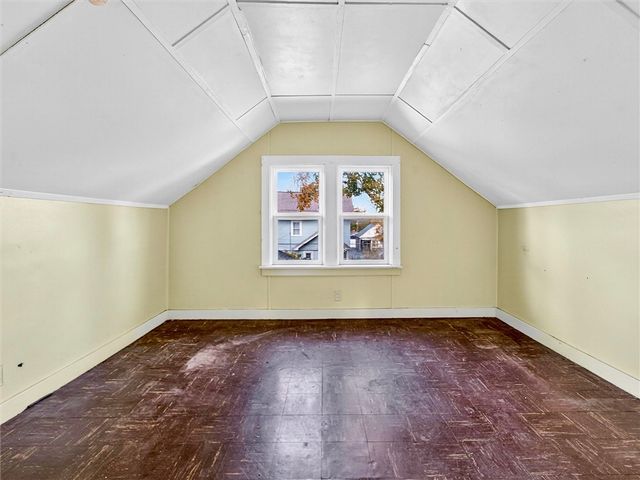 28 Penrose Street, Rochester, NY 14612