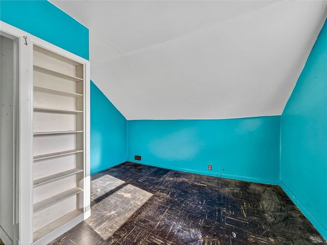 28 Penrose Street, Rochester, NY 14612