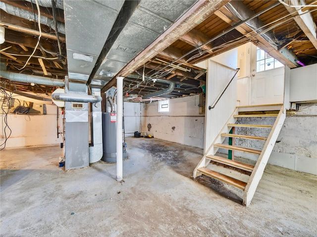 28 Penrose Street, Rochester, NY 14612