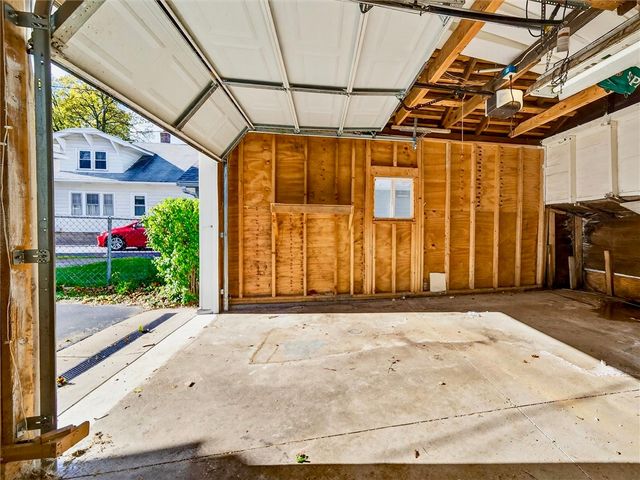 28 Penrose Street, Rochester, NY 14612