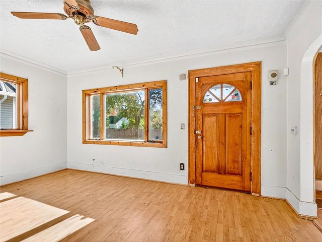 28 Penrose Street, Rochester, NY 14612