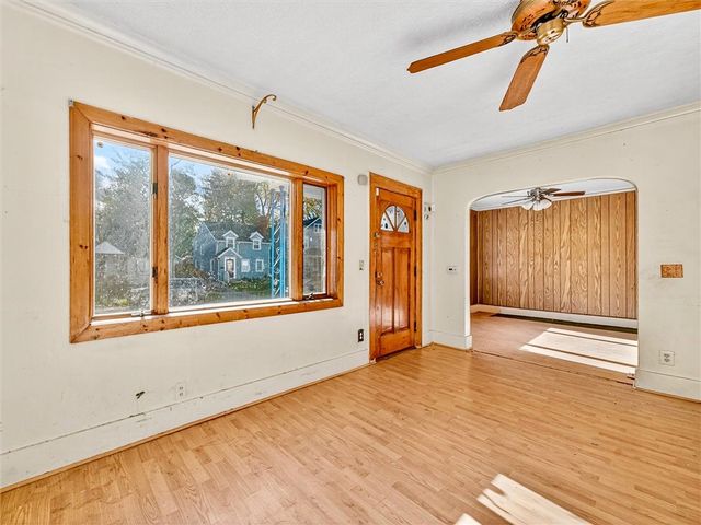 28 Penrose Street, Rochester, NY 14612